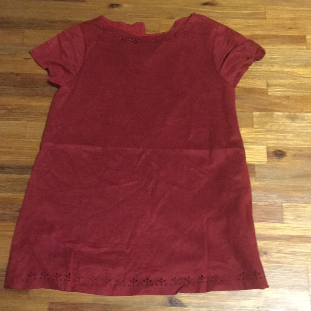girls dark red top